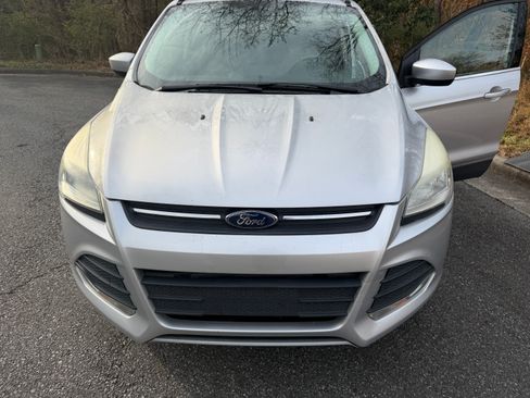 Used 2014 Ford Escape SE image 38