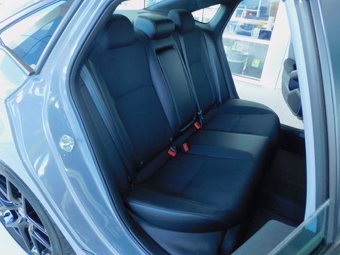 Used 2025 Honda Civic Sport image 21