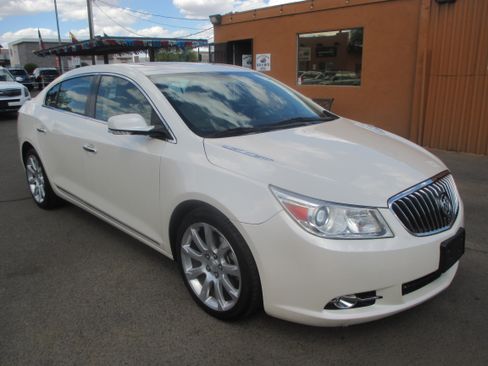 Used 2013 Buick LaCrosse Touring image 14