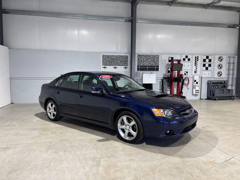 Used 2005 Subaru Legacy 2.5GT image 12
