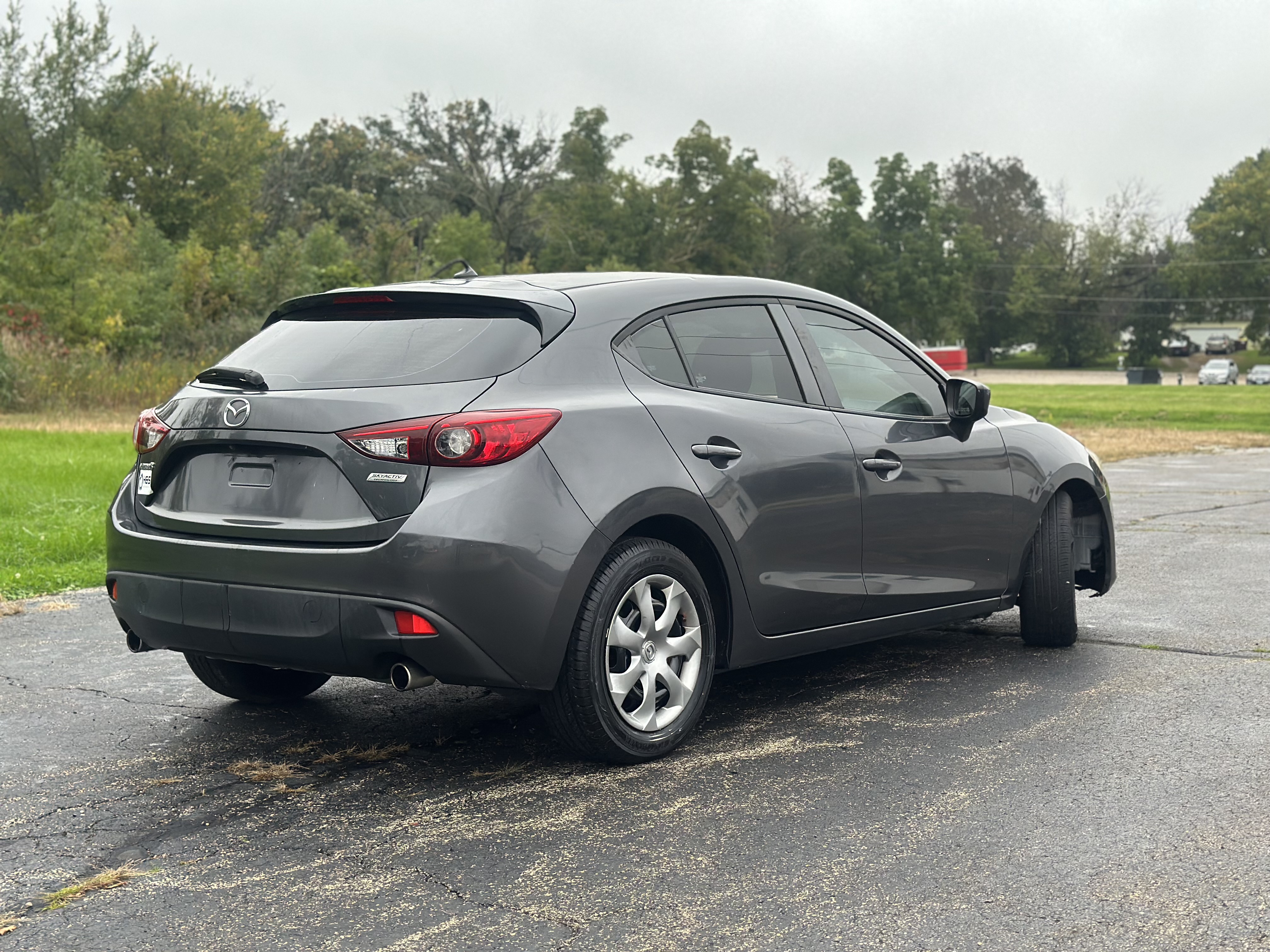 Used 2016 MAZDA MAZDA3 i Sport Hatchback FWD image 7
