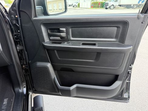 Used 2014 RAM 1500 ST RWD image 89