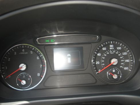 Used 2016 Kia Sorento AWD EX image 10
