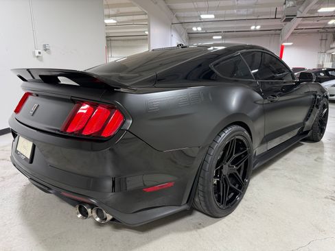 Used 2016 Ford Mustang Shelby GT350 RWD image 5
