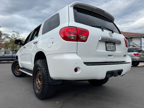 Used 2011 Toyota Sequoia Limited image 6