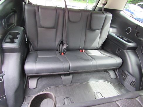 Used 2019 Subaru Ascent Limited 7-Passenger AWD/4WD image 23