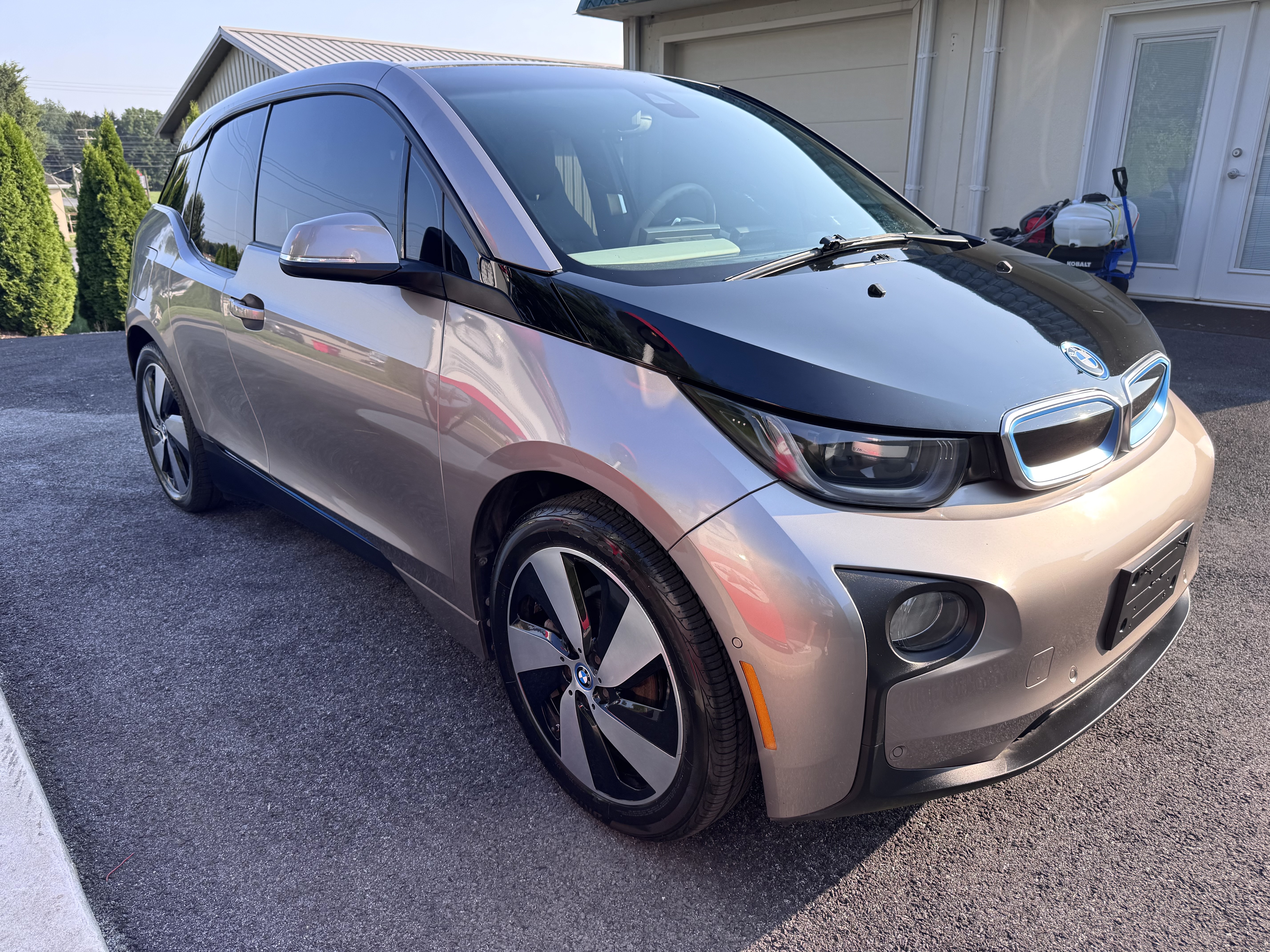 Used 2014 BMW i3 RWD image 4
