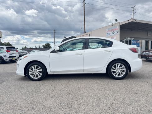 Used 2012 MAZDA MAZDA3 i Touring Sedan FWD image 3