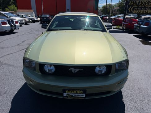 Used 2006 Ford Mustang GT Premium Convertible RWD image 23
