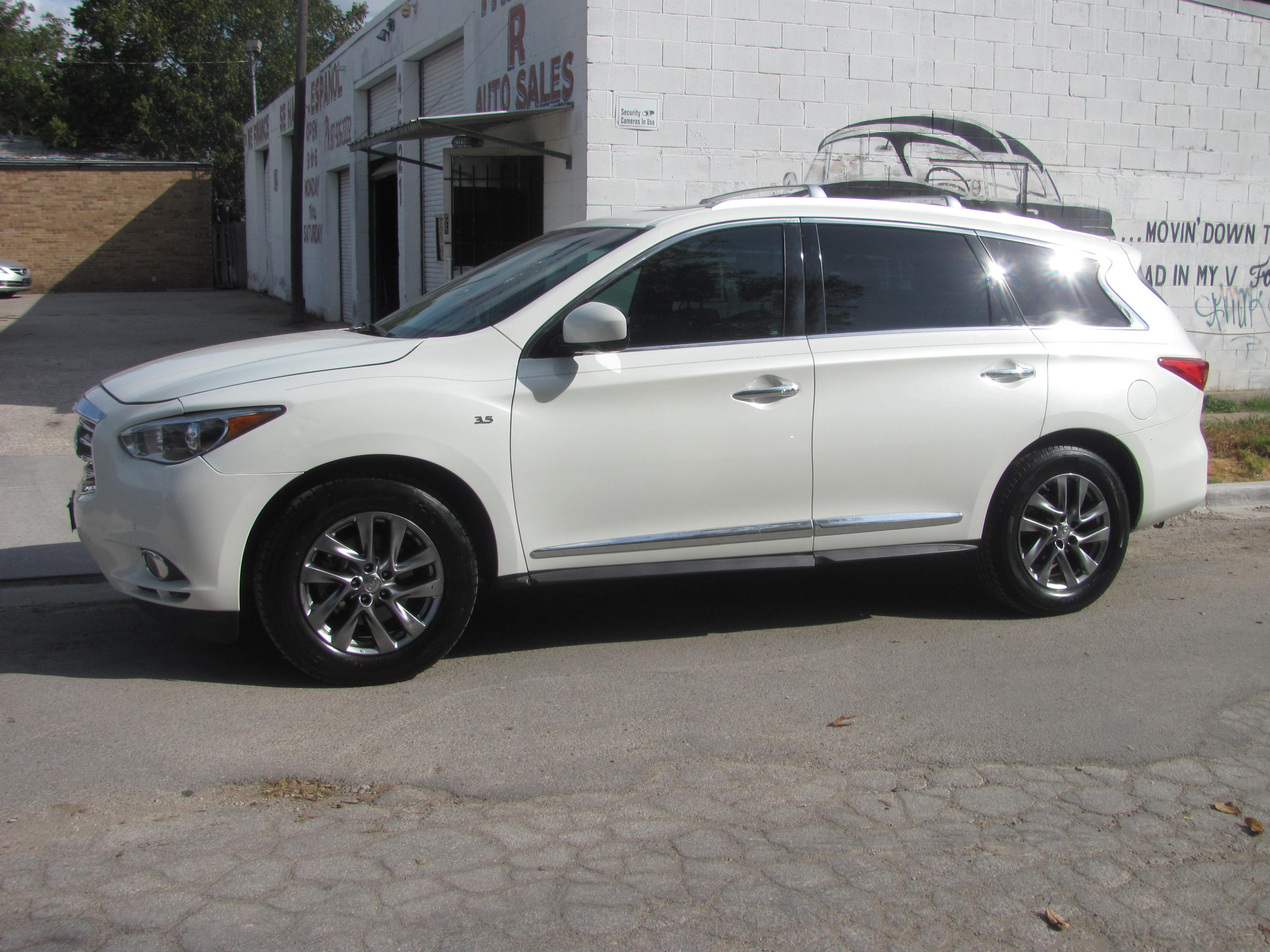 Used 2015 INFINITI QX60 FWD image 1
