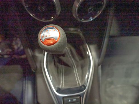 Used 2019 Chevrolet Camaro SS image 15