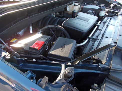 Used 2020 Chevrolet Silverado 1500 LT Z71 image 25