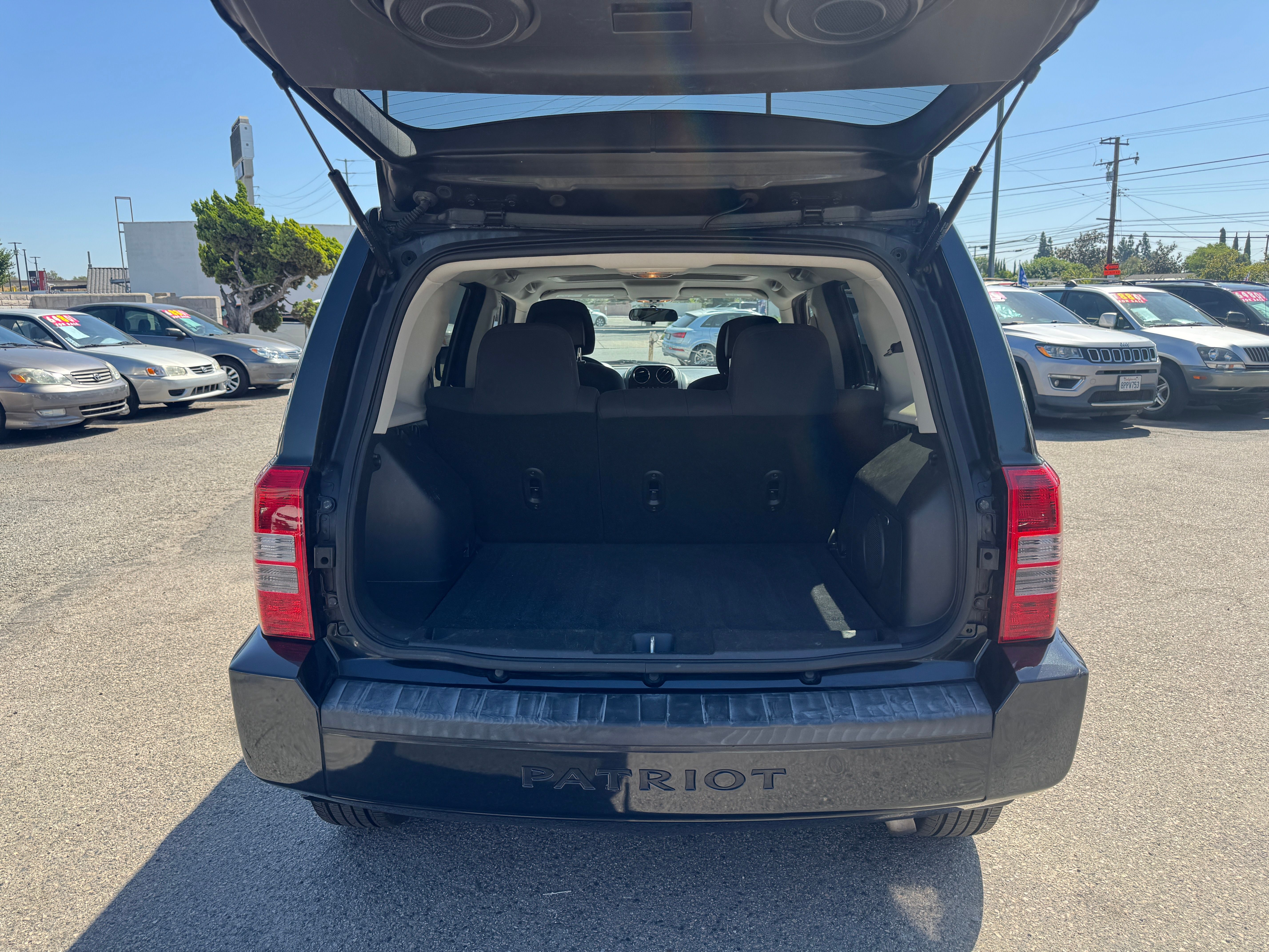 Used 2010 Jeep Patriot 2WD Sport image 21