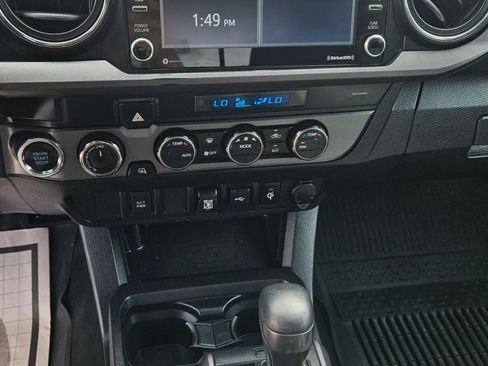 Used 2021 Toyota Tacoma image 11