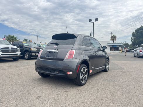 Used 2017 FIAT 500 e Hatchback FWD image 8