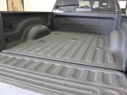 Used 2019 RAM 3500 Tradesman image 9