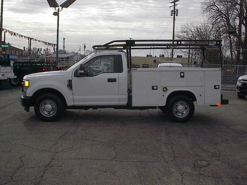 Used 2022 Ford F250 XL image 11