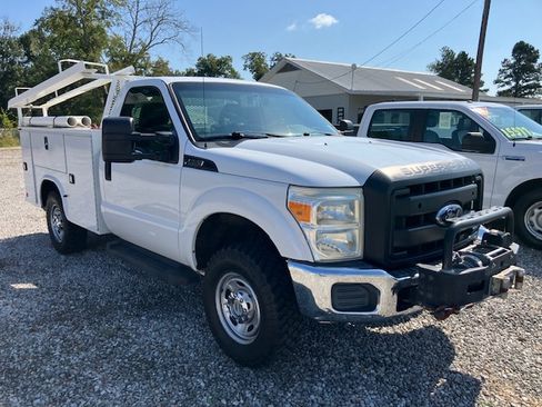 Used 2016 Ford F250 image 4
