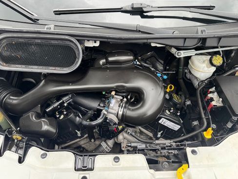 Used 2018 Ford Transit 250 image 20