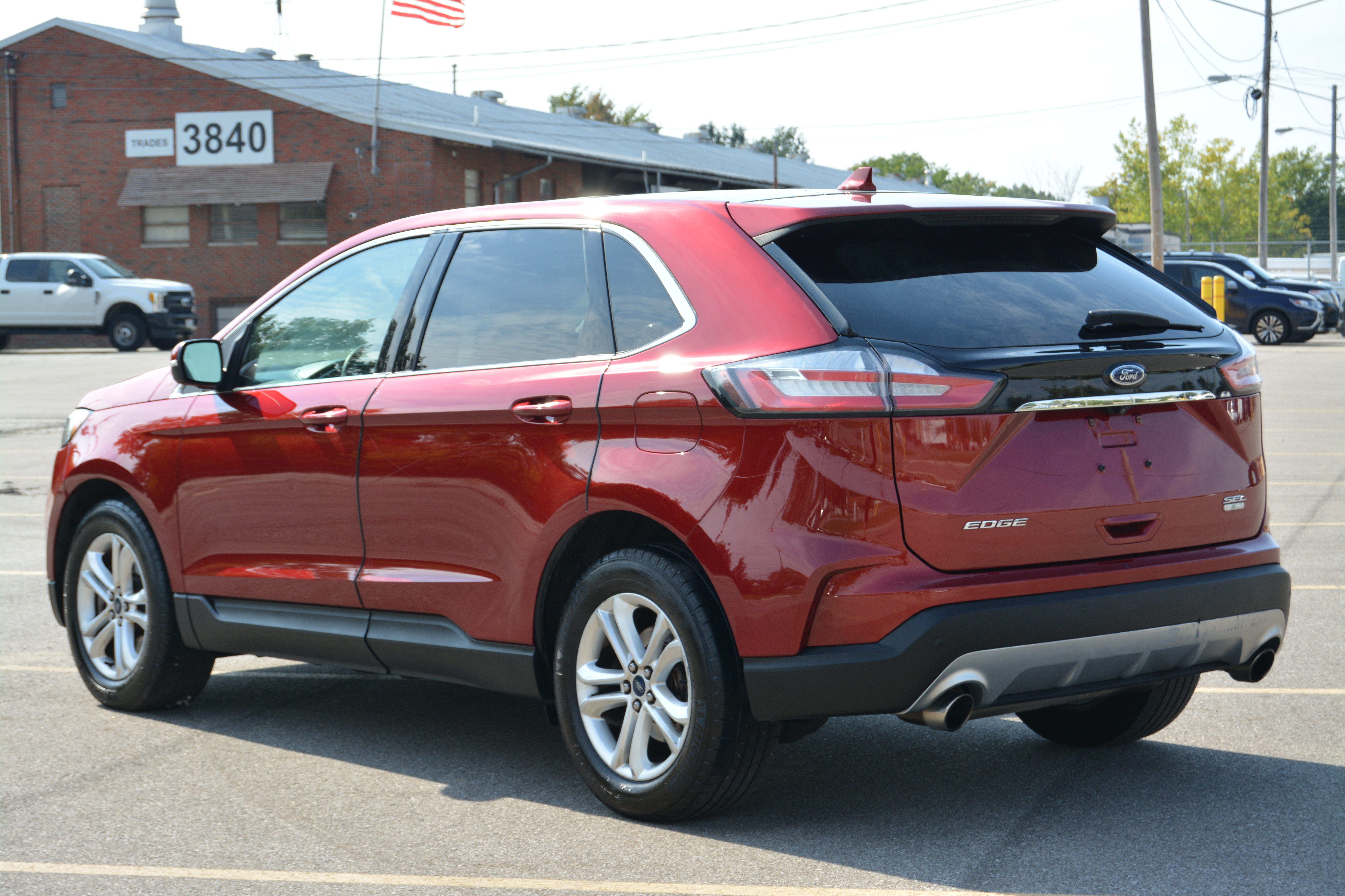 Used 2019 Ford Edge AWD SEL image 5