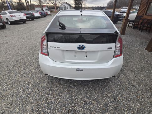 Used 2014 Toyota Prius Four image 6