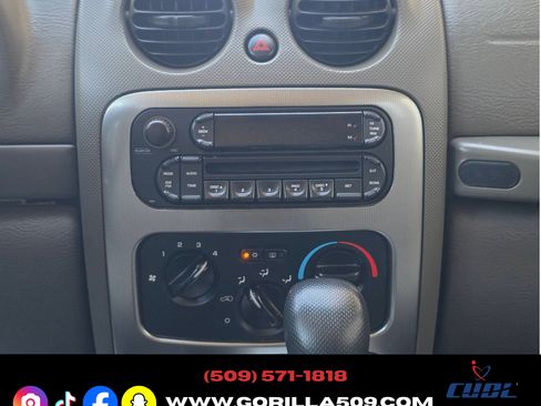 Used 2007 Jeep Liberty 4WD Sport image 10