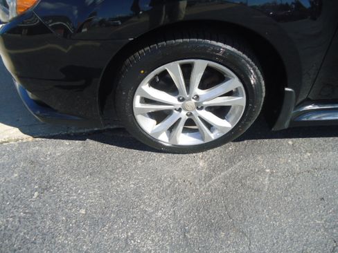 Used 2014 Subaru Legacy 2.5i Premium image 3