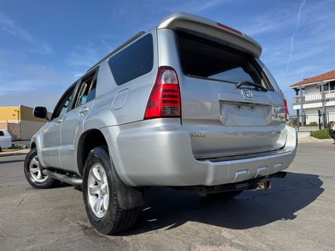 Used 2009 Toyota 4Runner Sport image 7