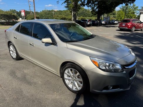 Used 2016 Chevrolet Malibu Limited LTZ image 4