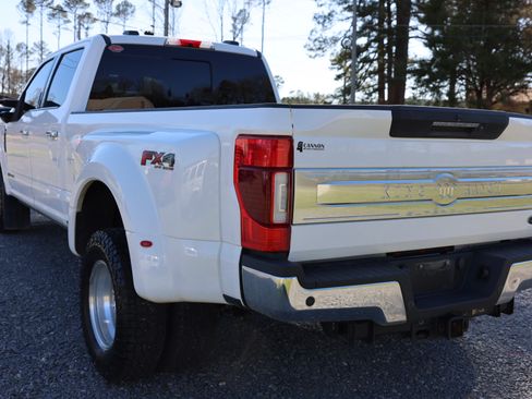 Used 2022 Ford F350 King Ranch image 7