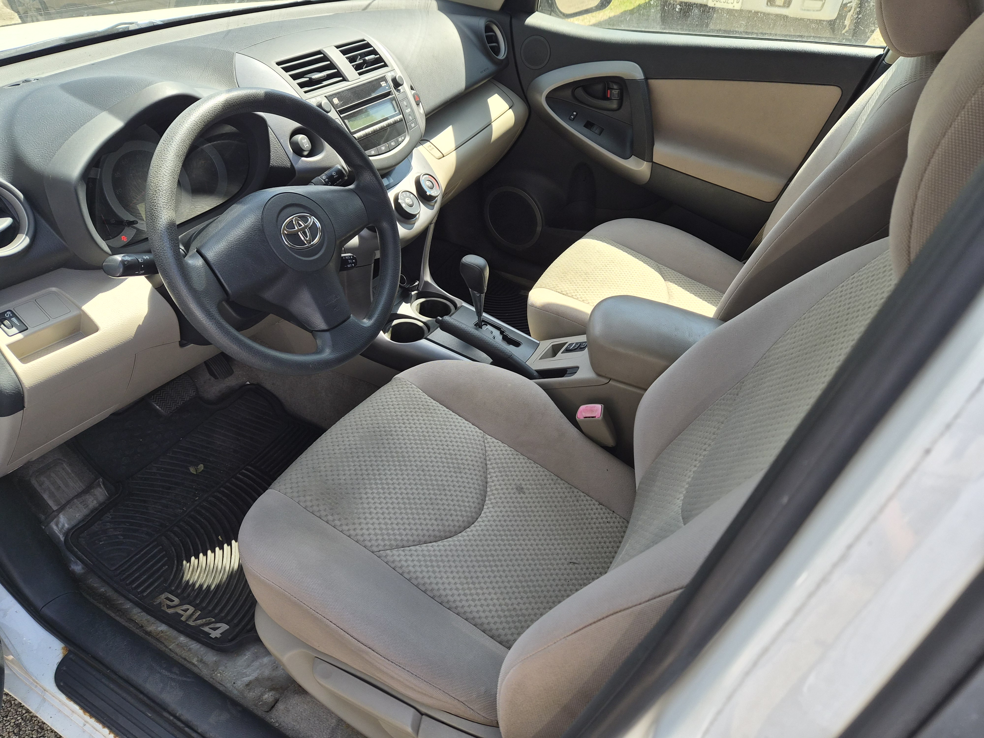 Used 2008 Toyota RAV4 4WD image 5