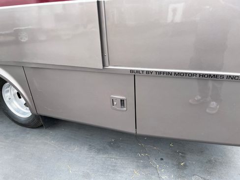 Used 2020 Mercedes-Benz Sprinter 4500 image 59