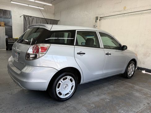 Used 2005 Toyota Matrix UNAVAIL FWD image 5