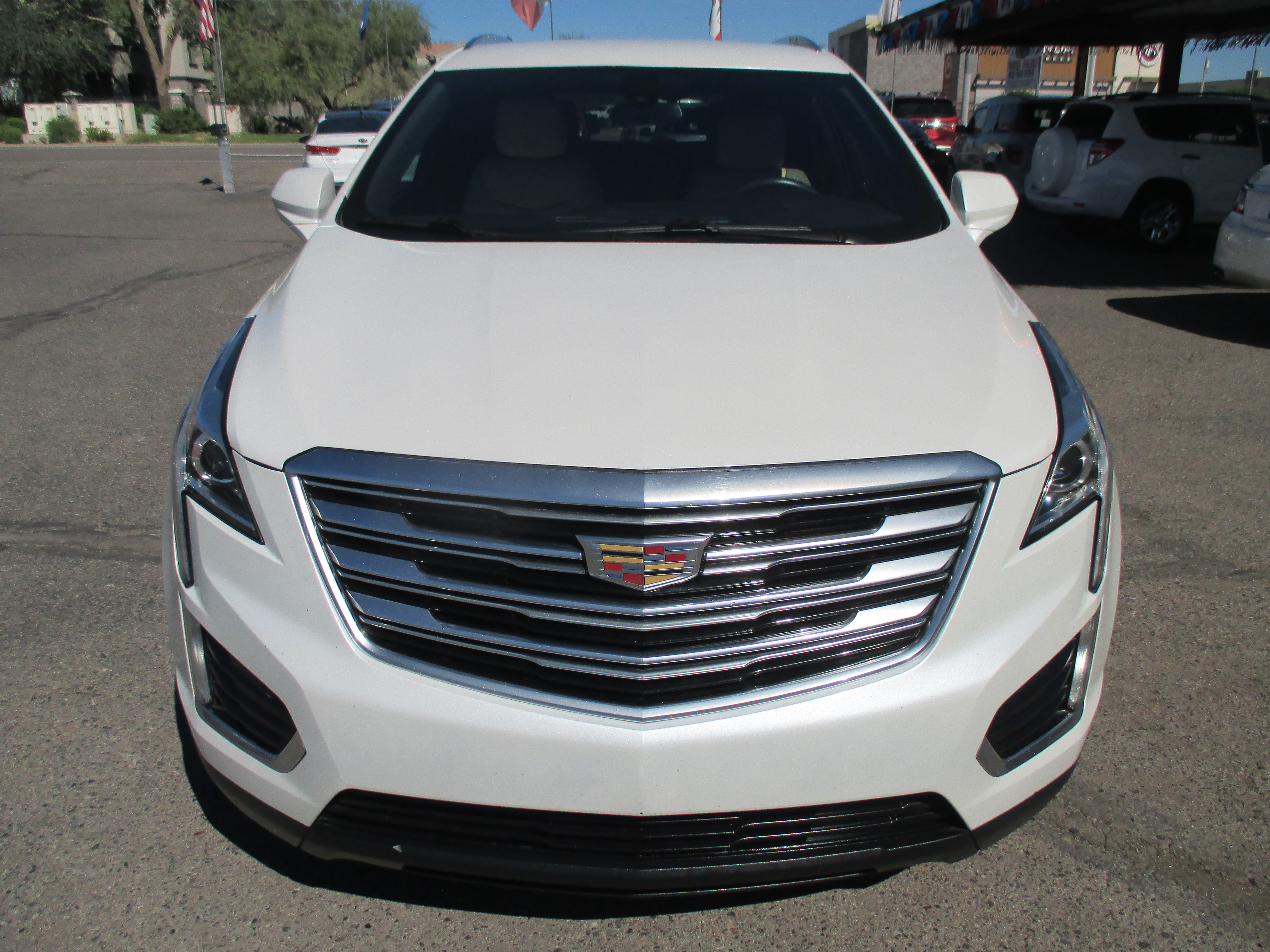 Used 2017 Cadillac XT5 Luxury Sport Utility 4D FWD image 16