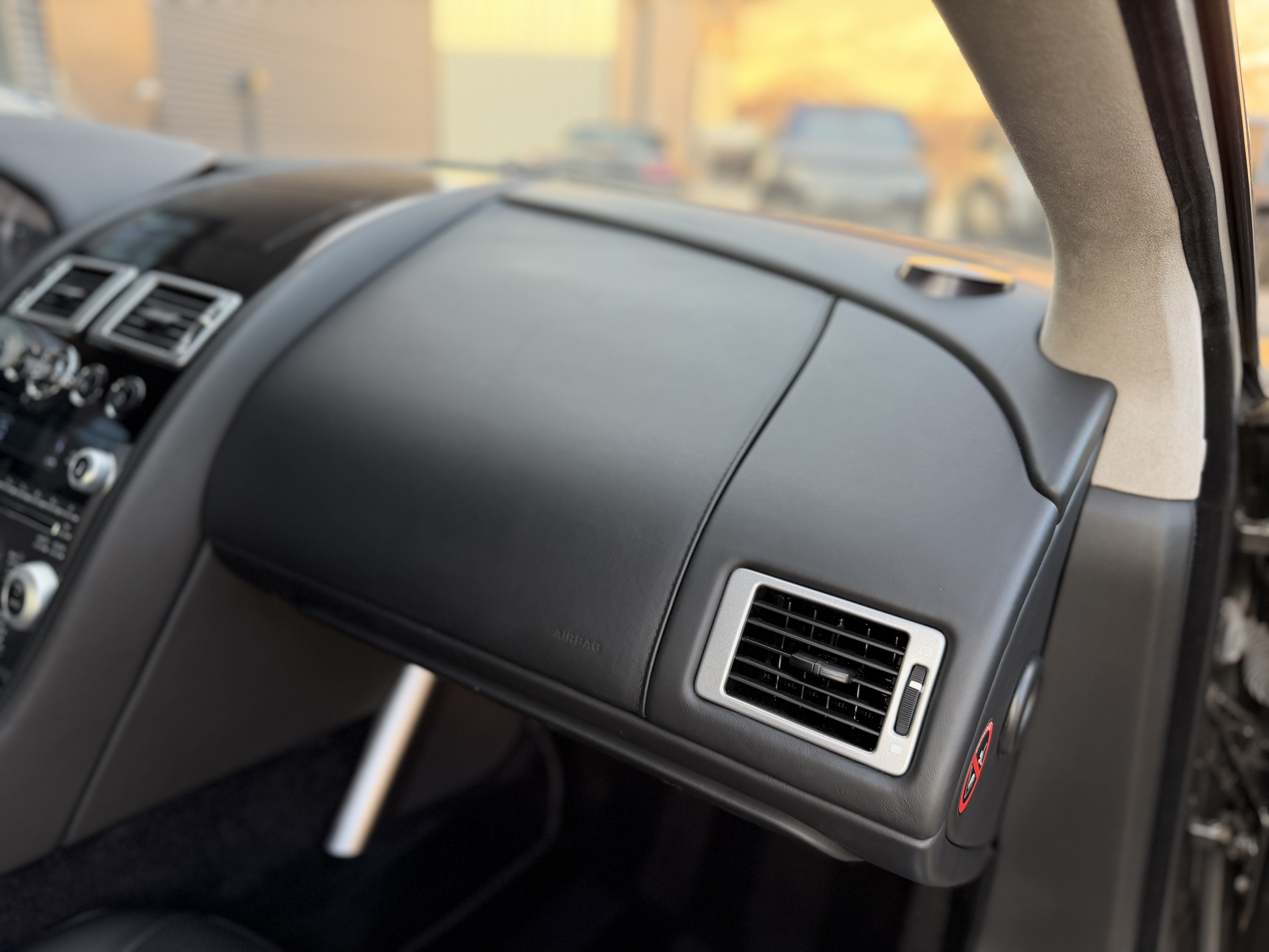 Used 2011 Aston Martin Rapide RWD image 13