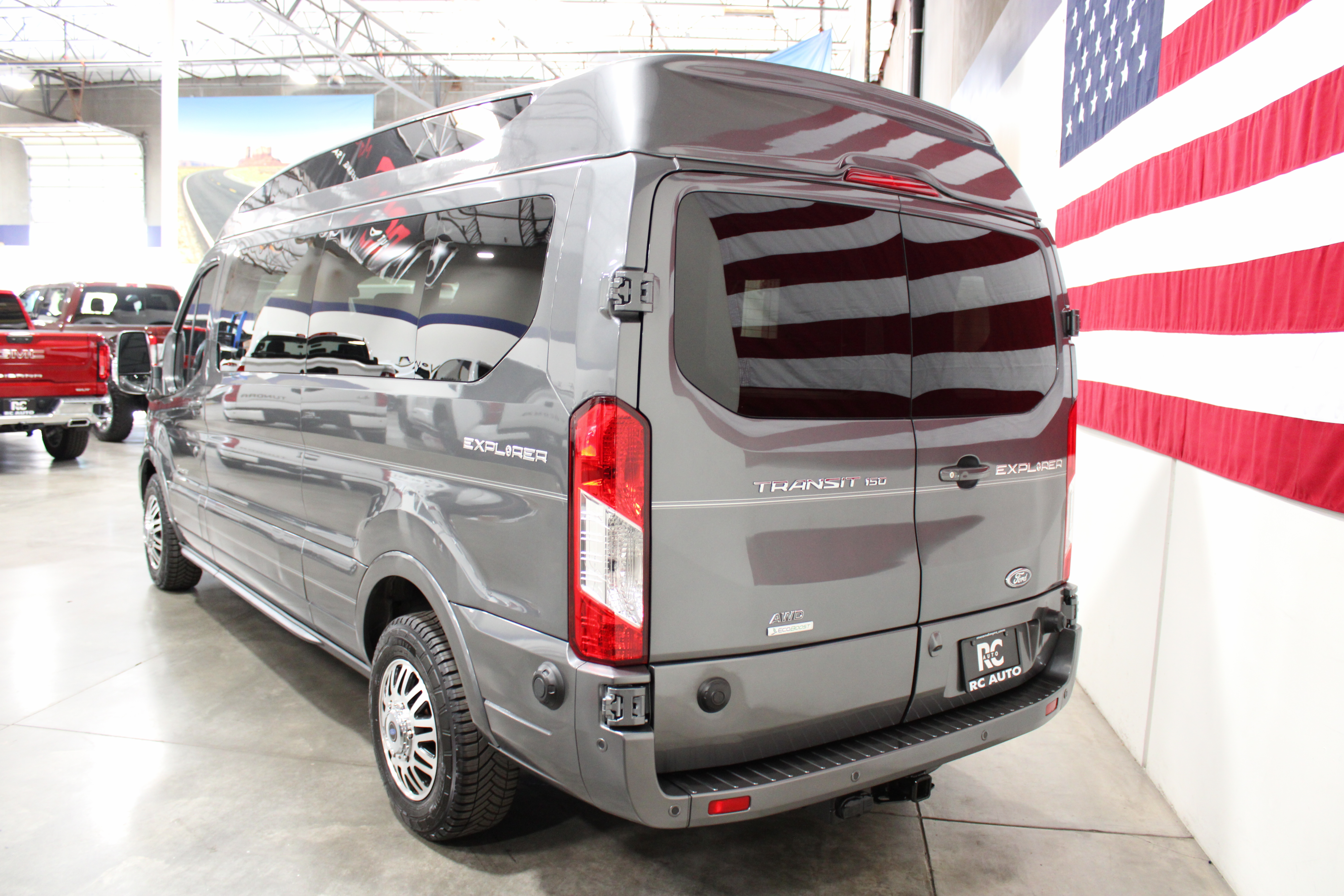 Used 2025 Ford Transit 150 Low Roof AWD image 3