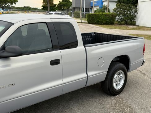 Used 2000 Dodge Dakota Sport RWD image 27