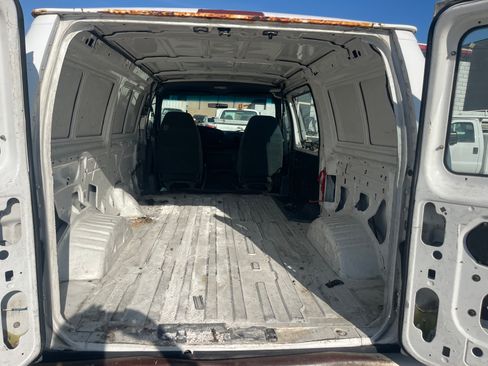 Used 1996 Ford E-150 and Econoline 150 image 13