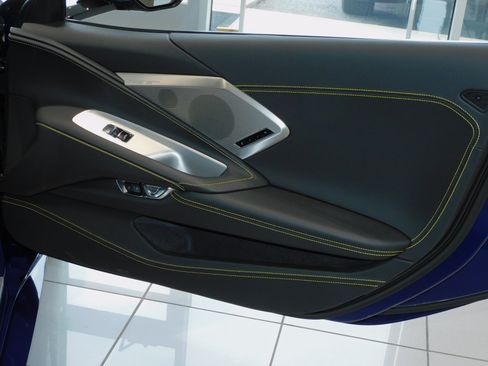 Certified 2025 Chevrolet Corvette Premium Conv w/ 3LT image 20