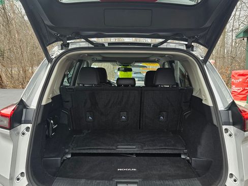 Used 2022 Nissan Rogue SL AWD/4WD image 17