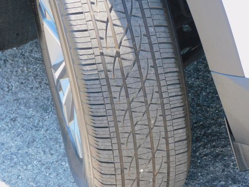 Used 2026 Chevrolet Equinox FWD LT w/ 1LT image 10