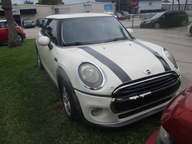 Used 2014 MINI Cooper 2-Door Hardtop FWD image 7