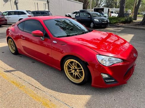 Used 2014 Scion FR-S image 6