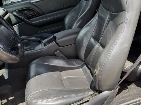 Used 1995 Chevrolet Camaro Z28 RWD image 15