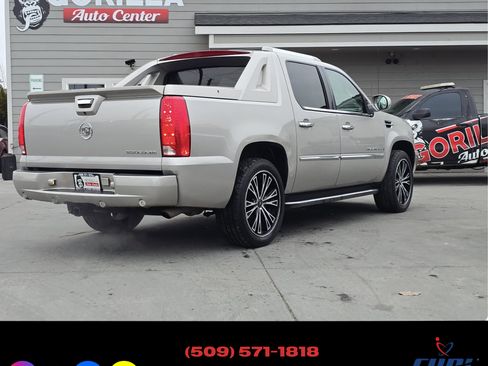 Used 2008 Cadillac Escalade EXT image 7