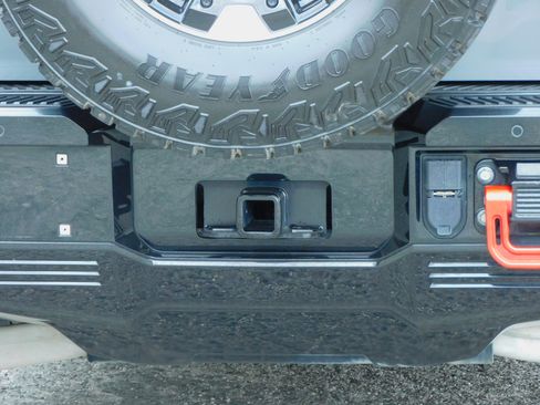 Used 2025 GMC Hummer EV 3X image 16