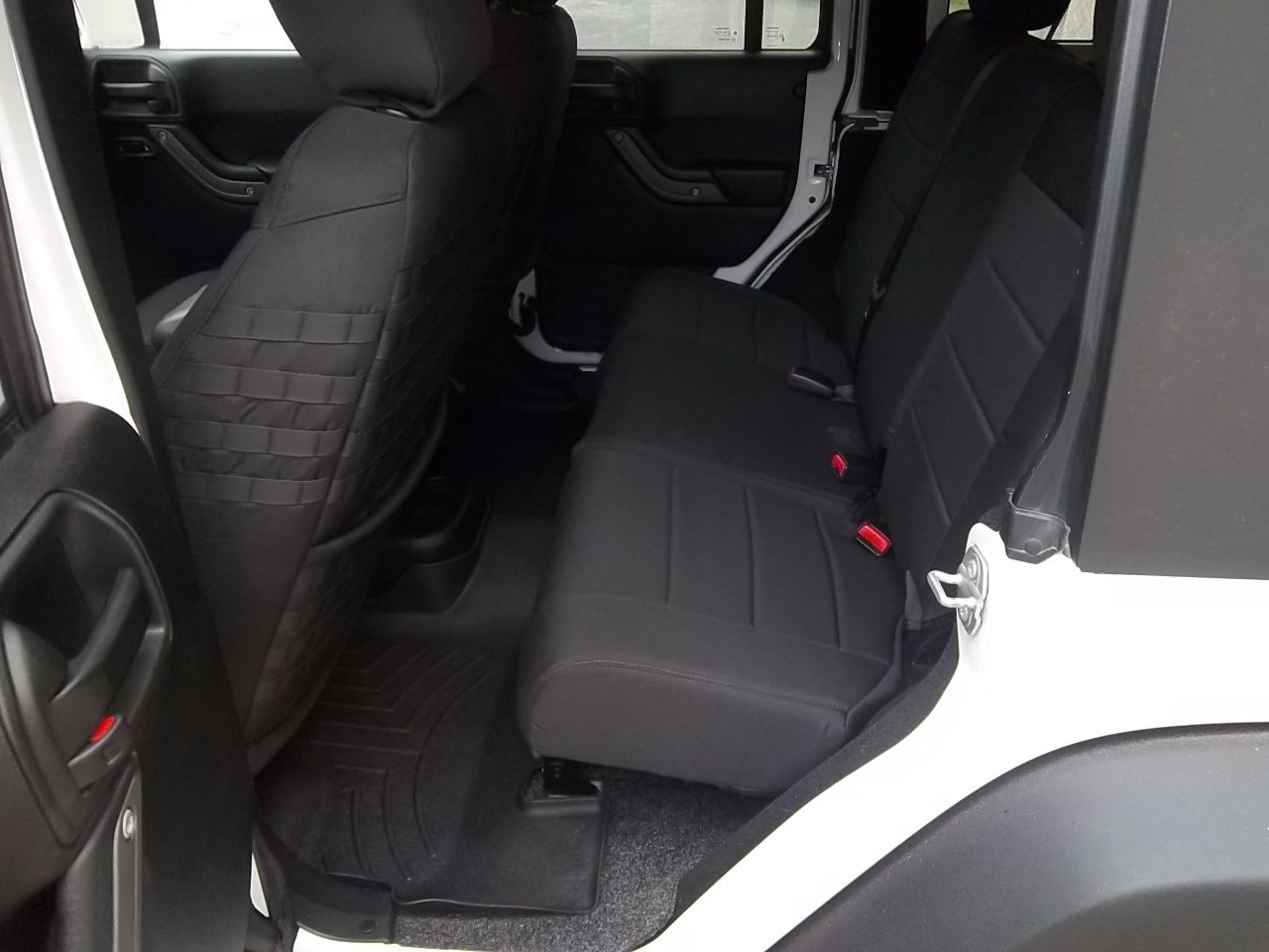 Used 2017 Jeep Wrangler 4WD Unlimited Sport image 26