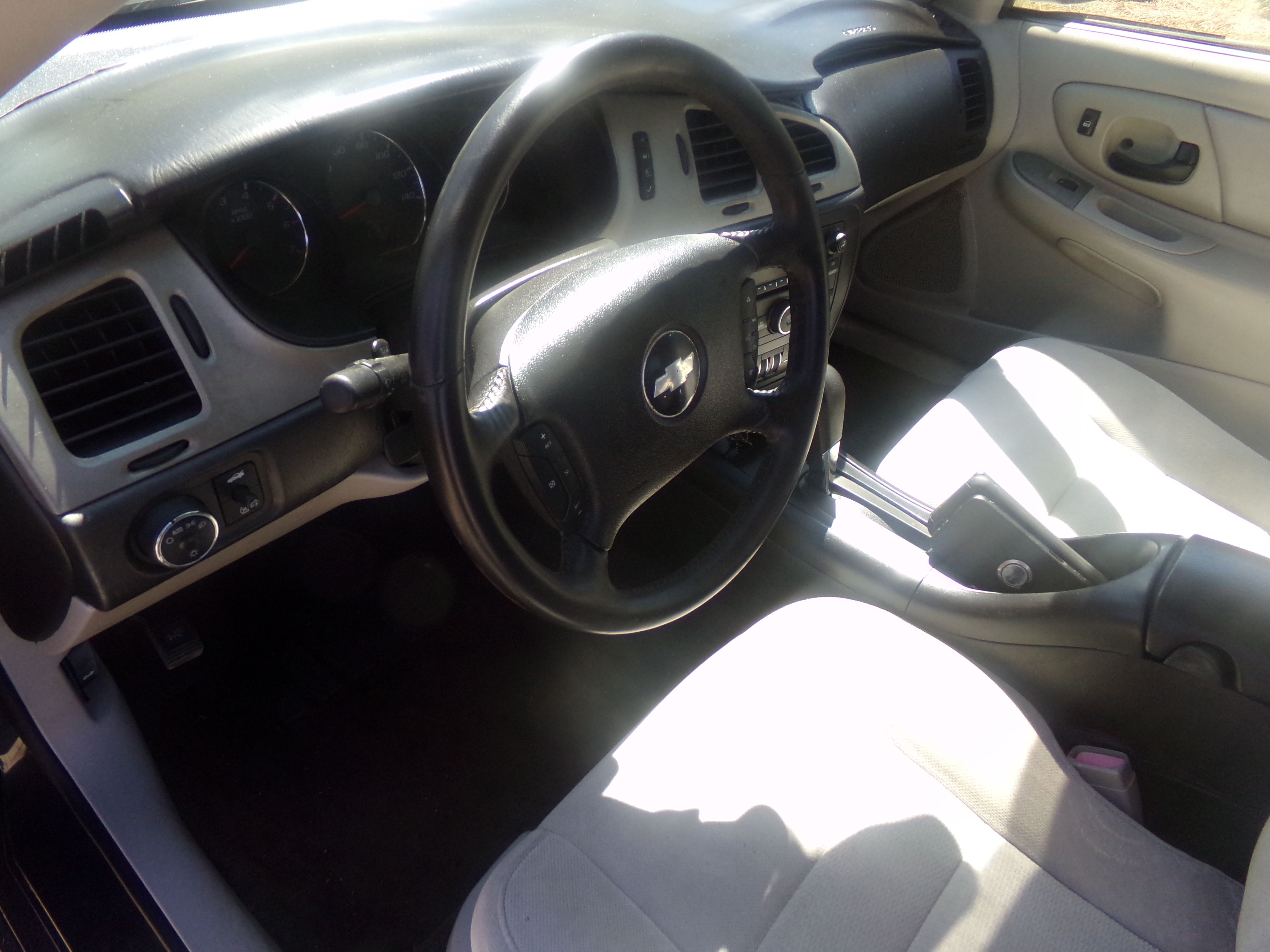 Used 2007 Chevrolet Monte Carlo LT FWD image 9