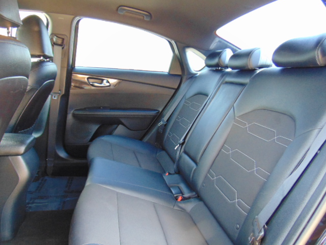 Used 2020 Kia Forte GT-Line Sedan FWD image 24