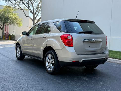 Used 2011 Chevrolet Equinox LS image 3